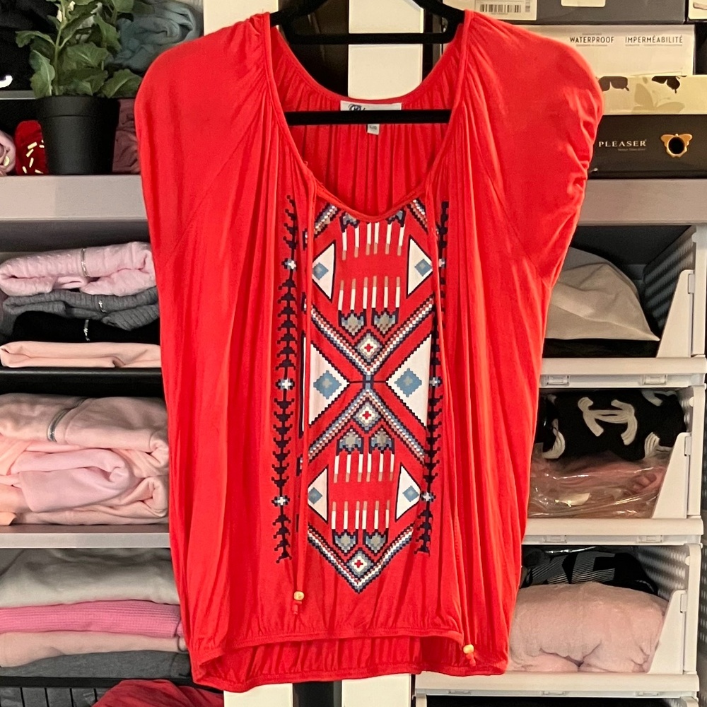 Bluecrush Red Top With Indigenous Type Print